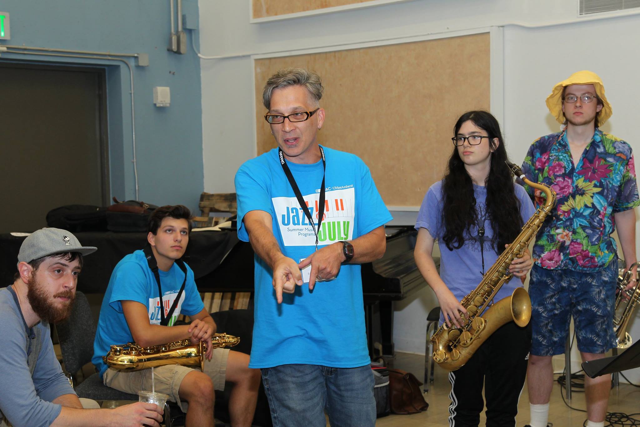 Earl MacDonald presents a jazz workshop.