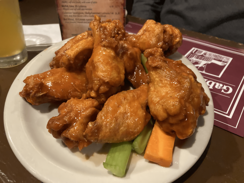 Buffalo Hot Chicken Wings in Buffalo, NY — Ranked and Reviewed – Earl ...